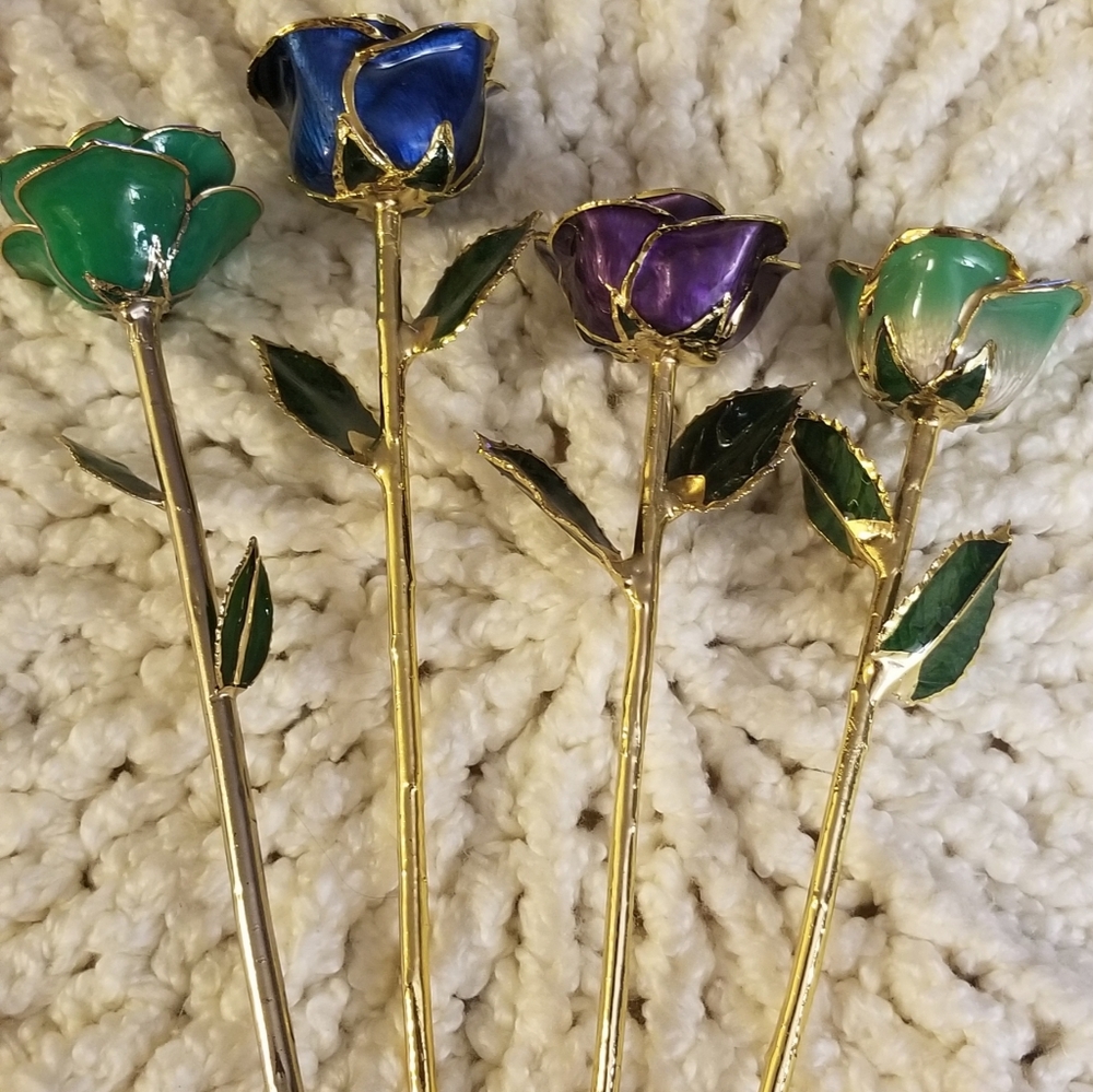 Gold Dipped Roses